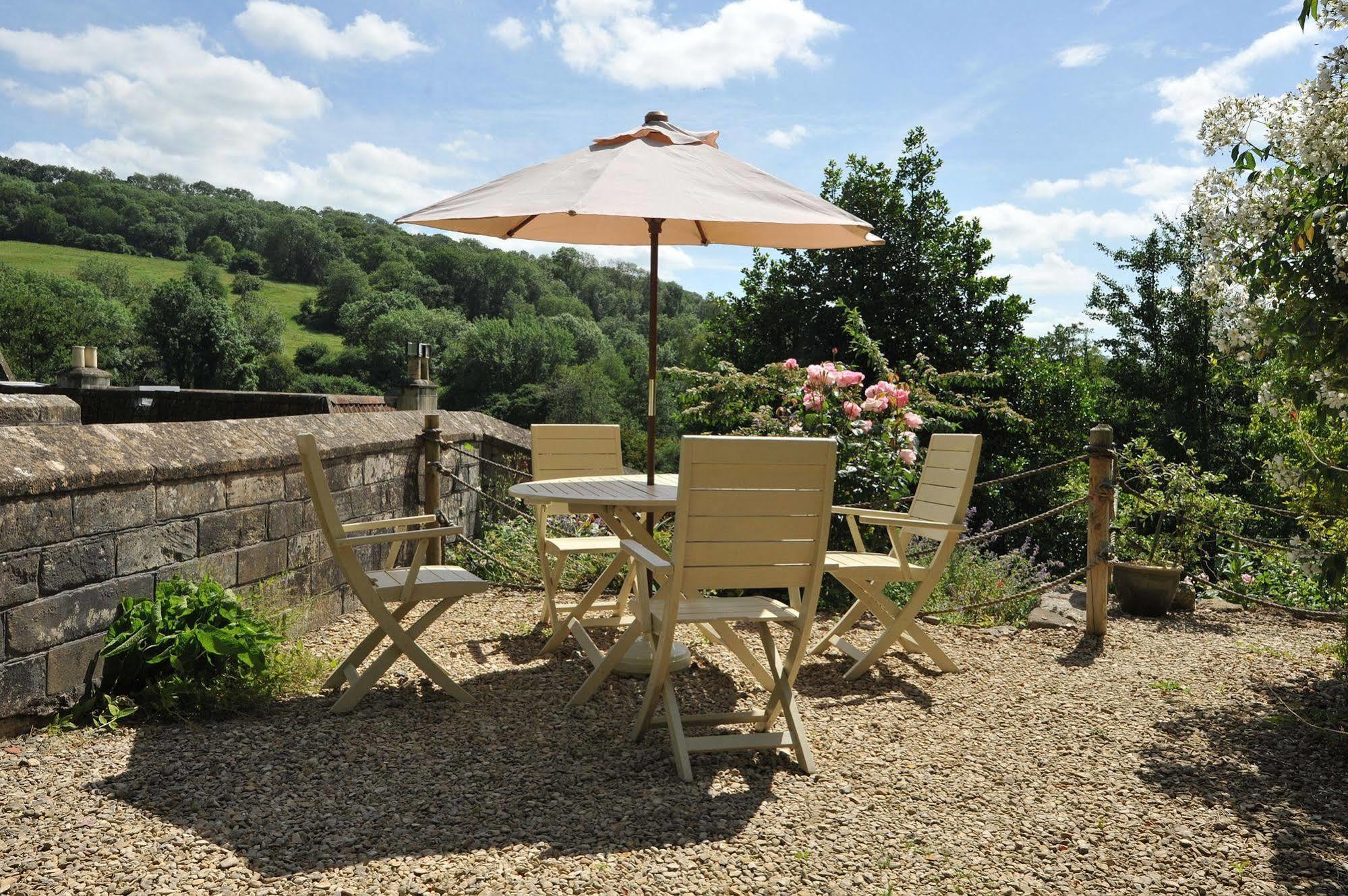 Tucking Mill View- Self Catering Appartement Bath Buitenkant foto